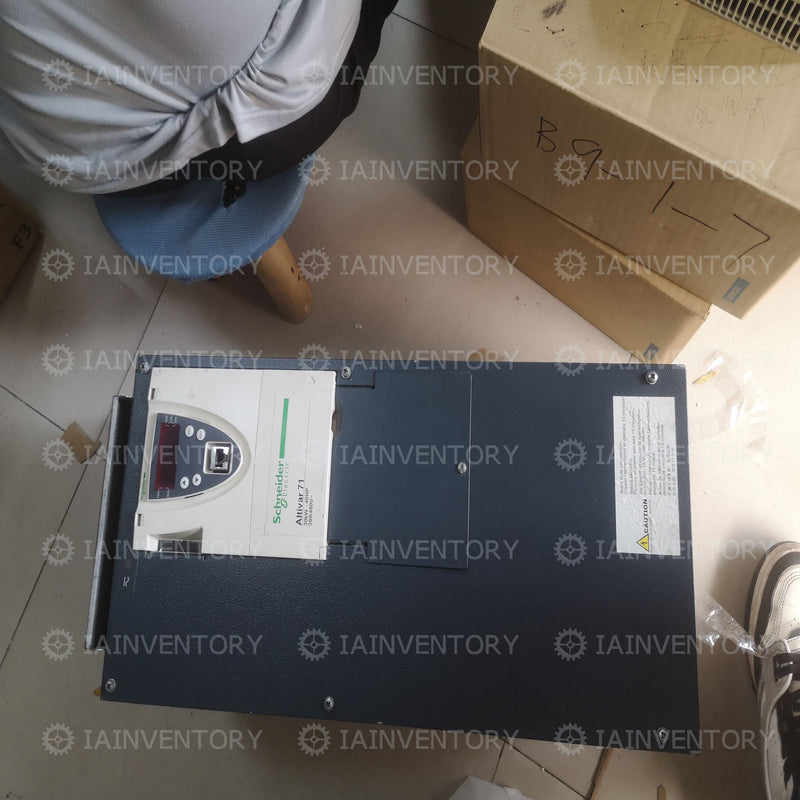 ATV71HD30N4Z-BOARD--NEW