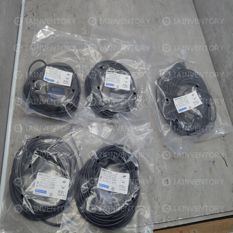 XS8C1A1PAL10--NEW